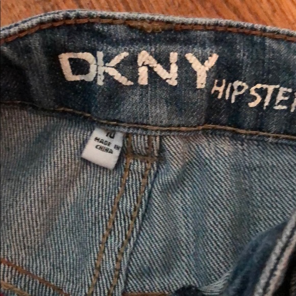 Kids shorts dkny - Picture 3 of 3